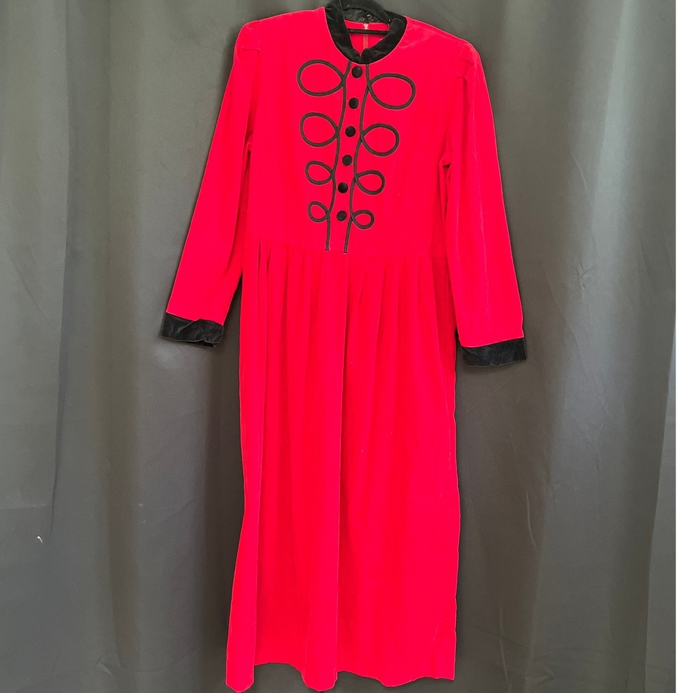 VTG In Touch Red Corduroy Black Velvet Trim Elegant Size 10‎ Full Length Dress